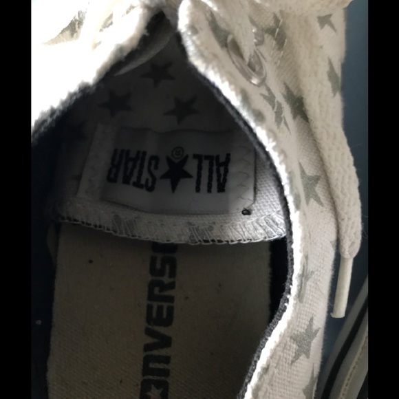 EUC Women’s Star Converse Sneakers, Size 10 - Picture 7 of 7